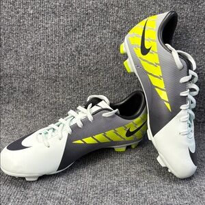 Nike Mercurial White Black Neon Yellow Soccer Football Cleats Size Y5 EU37.5 NEW